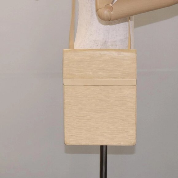 LOUIS VUITTON Epi Ramatuelle Shoulder Bag Cream Vanilla M5247A LV Auth ep9427 - Picture 3 of 16